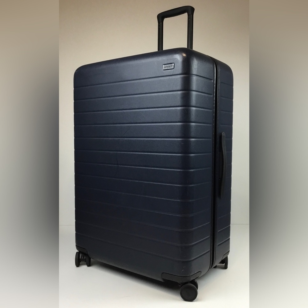 AWAY Suitcase The Large Navy Luggage
